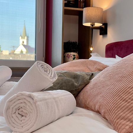 Jeny Boutique Apartment Târgu-Mureş Екстериор снимка