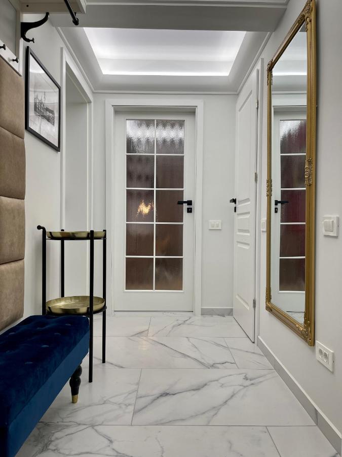 Jeny Boutique Apartment Târgu-Mureş Екстериор снимка