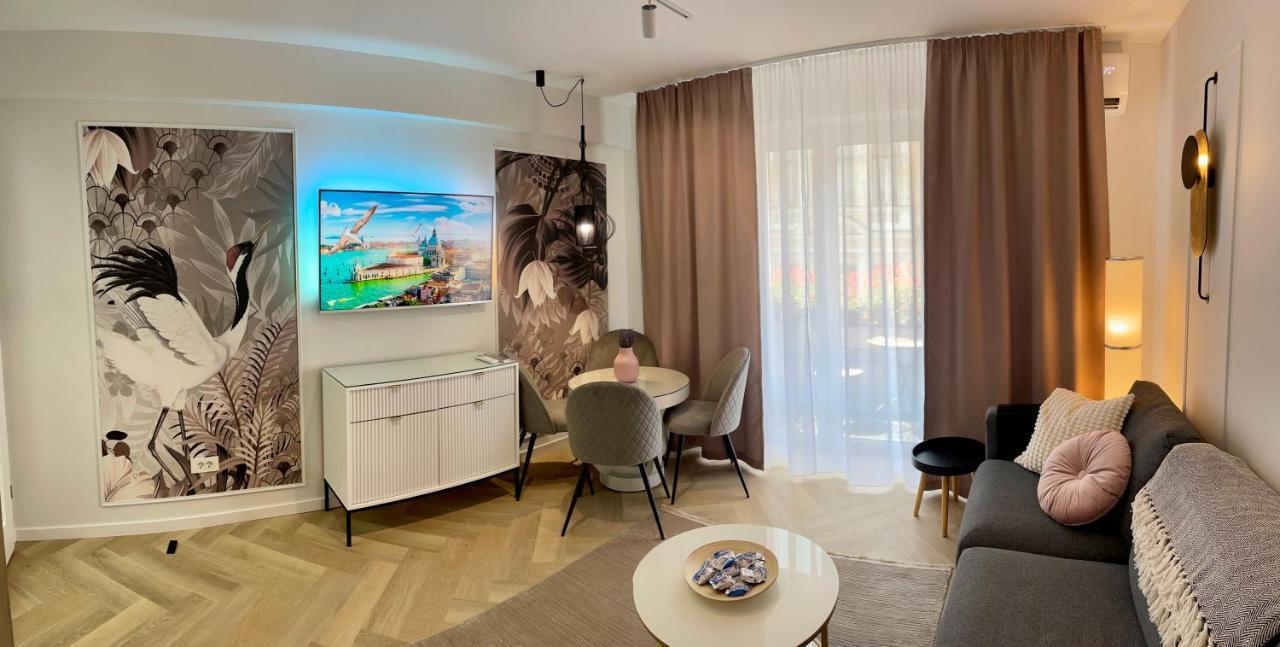 Jeny Boutique Apartment Târgu-Mureş Екстериор снимка
